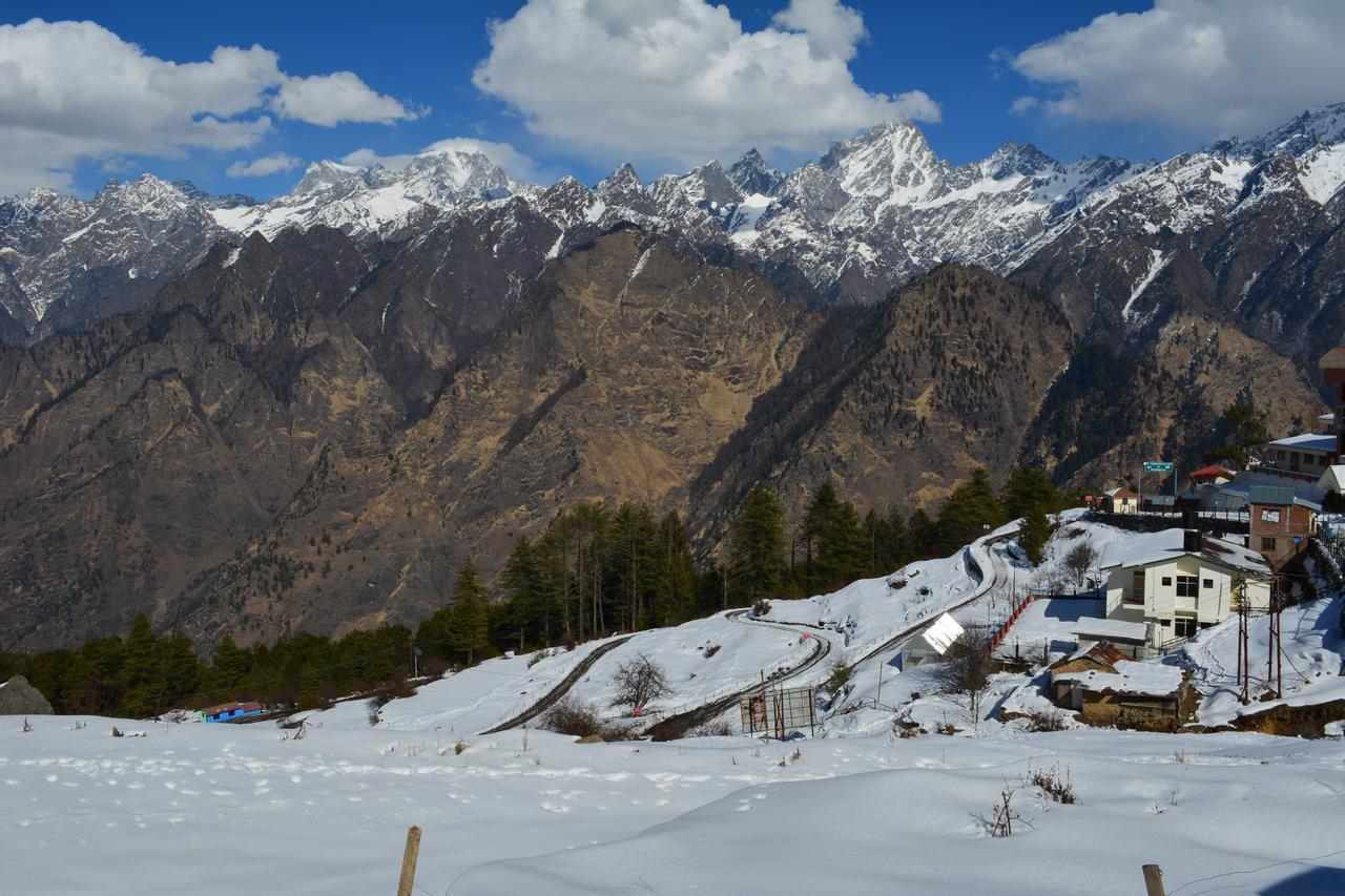 Auli Resort Joshimath Bagian luar foto